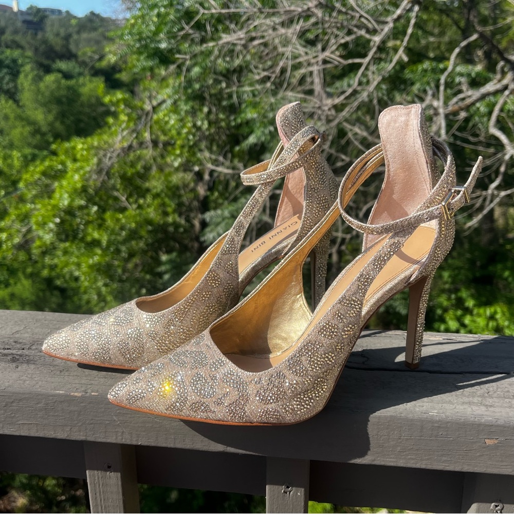 Gianni Bini Leopard rhinestone heels
